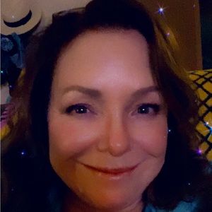 Meet your Posher, Kin